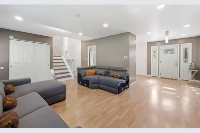7798 Asbury Circle S, Hanover Park, IL 60133 - Photo 7