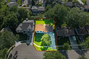 7798 Asbury Circle S, Hanover Park, IL 60133 - Photo 3