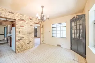 17757 Howe Ave, Homewood, IL 60430 - Photo 5