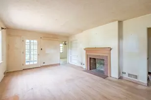 17757 Howe Ave, Homewood, IL 60430 - Photo 3