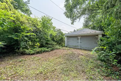 17757 Howe Avenue, Homewood, IL 60430 - Photo 13