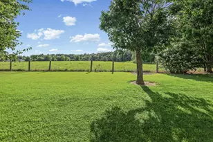 4581 Hotze Rd, Salem, IL 62881 - Photo 13
