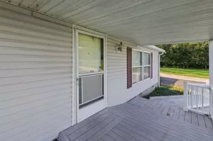 4581 Hotze Rd, Salem, IL 62881 - Photo 15