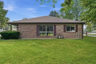 801 Coventry Ln, Sterling, IL 61081 - Photo 21