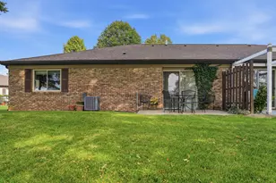 801 Coventry Ln, Sterling, IL 61081 - Photo 19