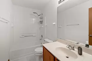 1651 Linden Park Ln, Aurora, IL 60504 - Photo 15