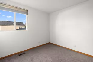1651 Linden Park Ln, Aurora, IL 60504 - Photo 11