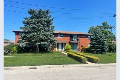 7915 S 84 Avenue, Justice, IL 60458 - Photo 1
