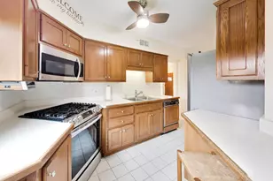 1601 Mayfair Ave, Westchester, IL 60154 - Photo 15