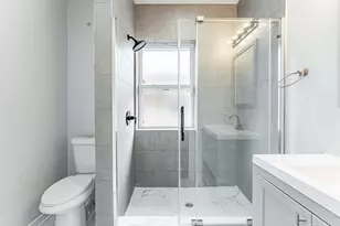 12238 S Yale Ave, Chicago, IL 60628 - Photo 13