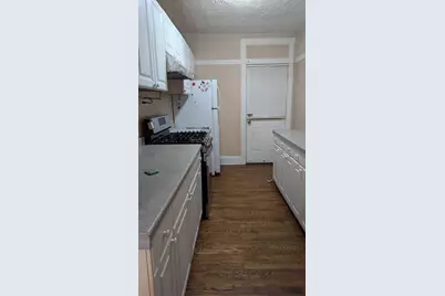 2751 W Arthur Avenue #2, Chicago, IL 60645 - Photo 5