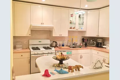 1133 Miller Lane #108, Buffalo Grove, IL 60089 - Photo 5