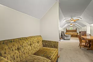 1393 Chadbourne Dr, Davis, IL 61019 - Photo 15