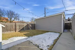2045 N La Crosse Ave, Chicago, IL 60639 - Photo 39