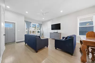2045 N La Crosse Avenue, Chicago, IL 60639 - Photo 9