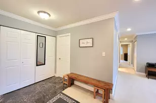 351 Newgate Ct, Schaumburg, IL 60193 - Photo 3