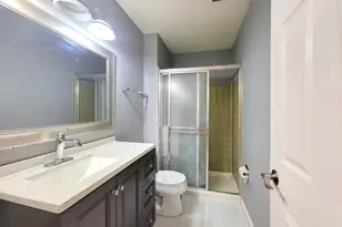 351 Newgate Ct, Schaumburg, IL 60193 - Photo 11