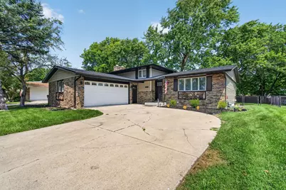 2844 193rd Street, Lansing, IL 60438 - Photo 1