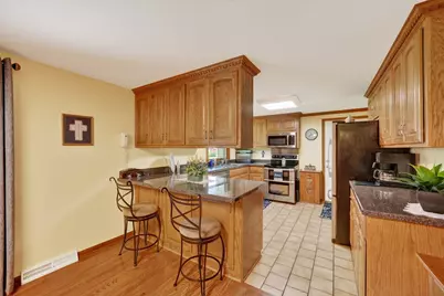 14121 Barber Greene Road, Sycamore, IL 60178 - Photo 13