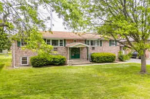 221 S Small Ave, Kankakee, IL 60901 - Photo 1
