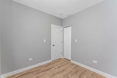 2231 S Drake Avenue, Chicago, IL 60623 - Photo 11