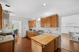 257 Latrobe Ave, Northfield, IL 60093 - Photo 9