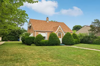 2218 Pearsall Parkway, Waukegan, IL 60085 - Photo 1