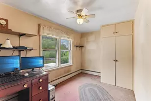 2218 Pearsall Pkwy, Waukegan, IL 60085 - Photo 19