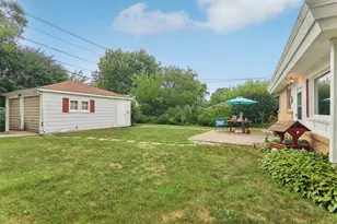 2218 Pearsall Pkwy, Waukegan, IL 60085 - Photo 25
