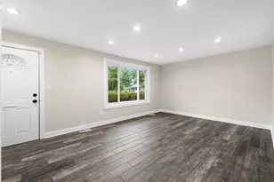 1055 Samson Dr, University Park, IL 60484 - Photo 3