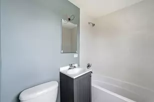 10619 S Ave C, Chicago, IL 60617 - Photo 9