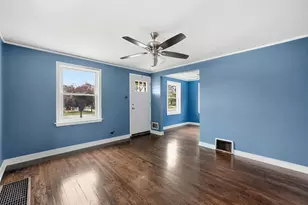 10619 S Ave C, Chicago, IL 60617 - Photo 3