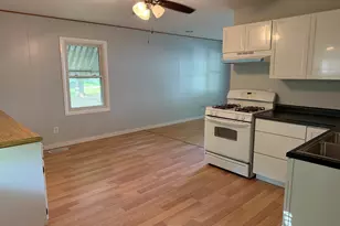 115 Main St, Oglesby, IL 61348 - Photo 5