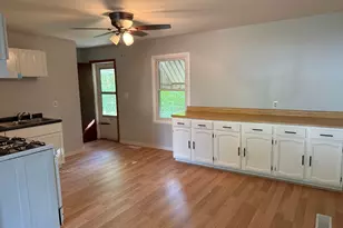 115 Main St, Oglesby, IL 61348 - Photo 11