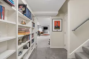 2452 N Janssen Ave, Chicago, IL 60614 - Photo 41