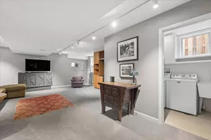2452 N Janssen Ave, Chicago, IL 60614 - Photo 47