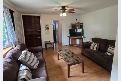 164 N Prairie Avenue, Mundelein, IL 60060 - Photo 3