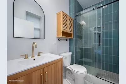 1625 W Ainslie Street #1E, Chicago, IL 60640 - Photo 13