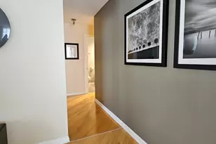 70 W Huron St, Chicago, IL 60654 - Photo 23