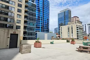 70 W Huron St, Chicago, IL 60654 - Photo 35