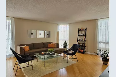 70 W Huron Street #809, Chicago, IL 60654 - Photo 9