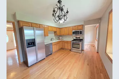 8112 Rutherford Drive, Woodridge, IL 60517 - Photo 7