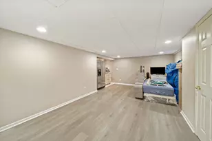 3444 Drover Ln, Darien, IL 60561 - Photo 23