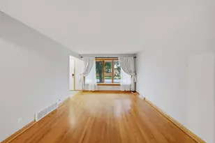 6055 W 64th St, Chicago, IL 60638 - Photo 3