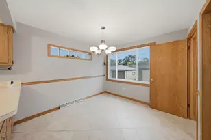 6055 W 64th St, Chicago, IL 60638 - Photo 7