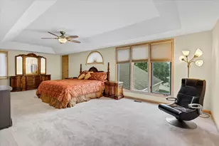 1922 Deercrest Ln, Northbrook, IL 60062 - Photo 21
