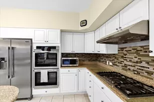 1922 Deercrest Ln, Northbrook, IL 60062 - Photo 17