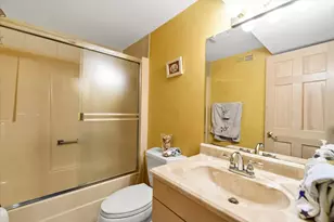 1922 Deercrest Ln, Northbrook, IL 60062 - Photo 31