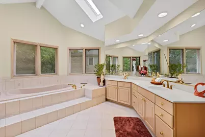 1922 Deercrest Lane, Northbrook, IL 60062 - Photo 23