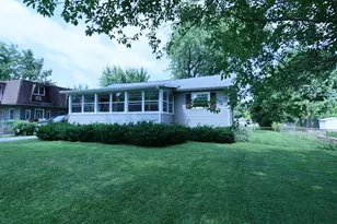 42690 N Lake Dr, Antioch, IL 60002 - Photo 1